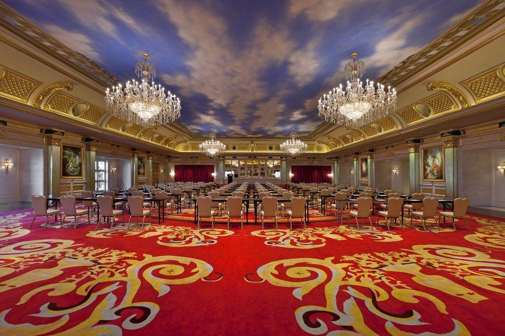 Sheraton Chongqing Hotel Esterno foto