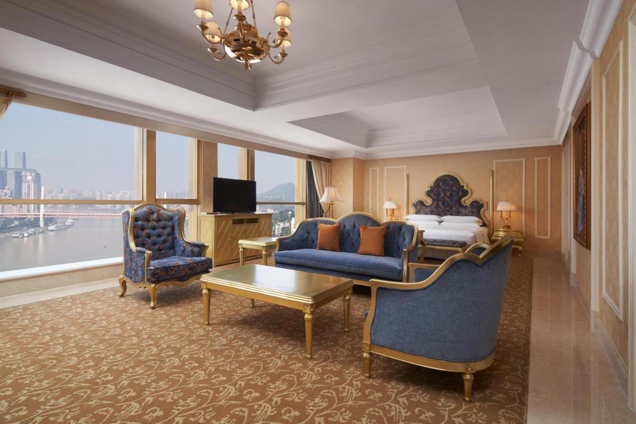 Sheraton Chongqing Hotel Esterno foto