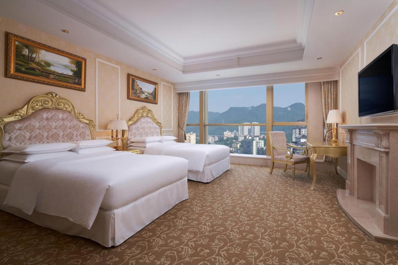 Sheraton Chongqing Hotel Esterno foto