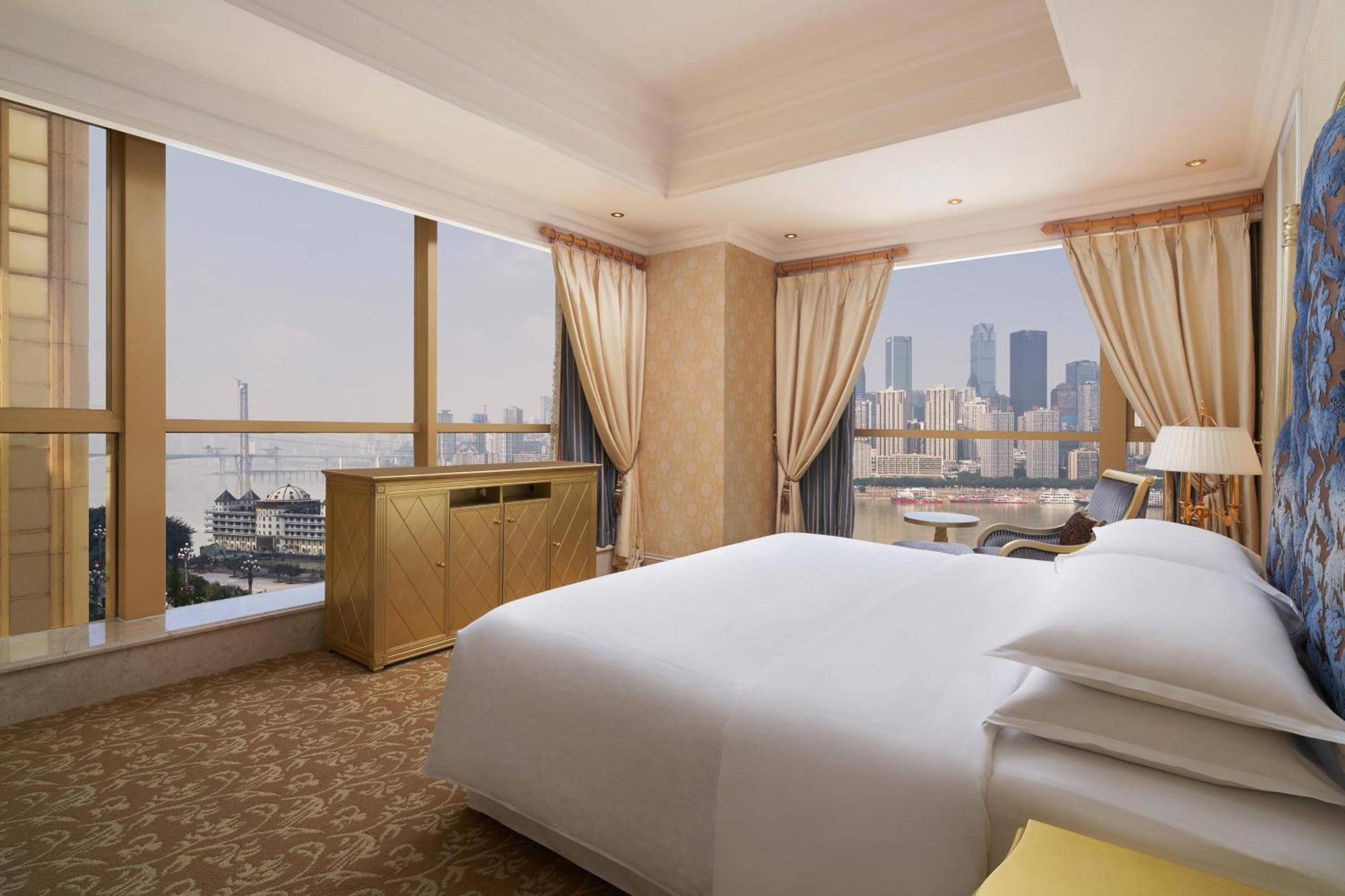 Sheraton Chongqing Hotel Esterno foto