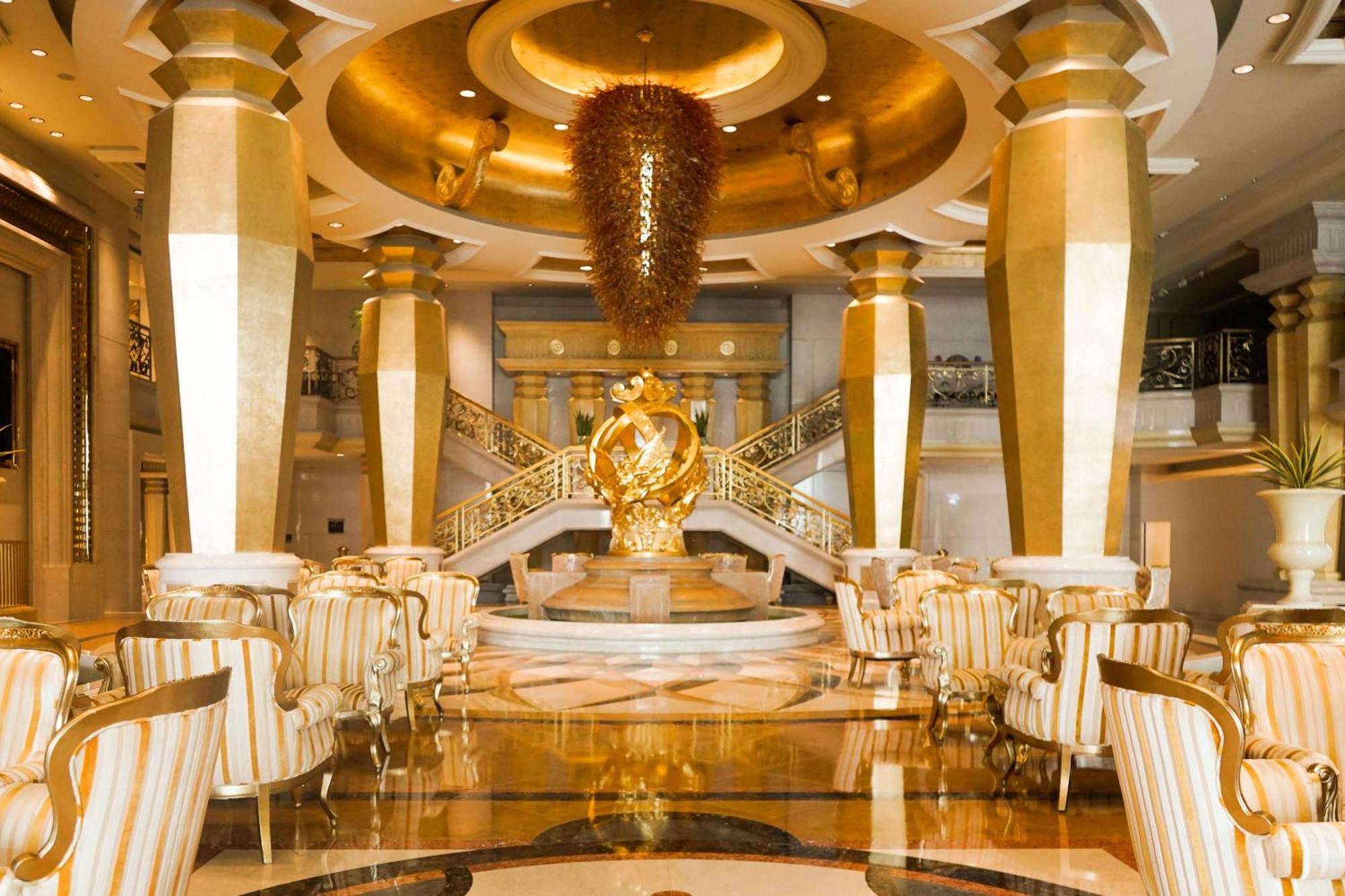 Sheraton Chongqing Hotel Esterno foto