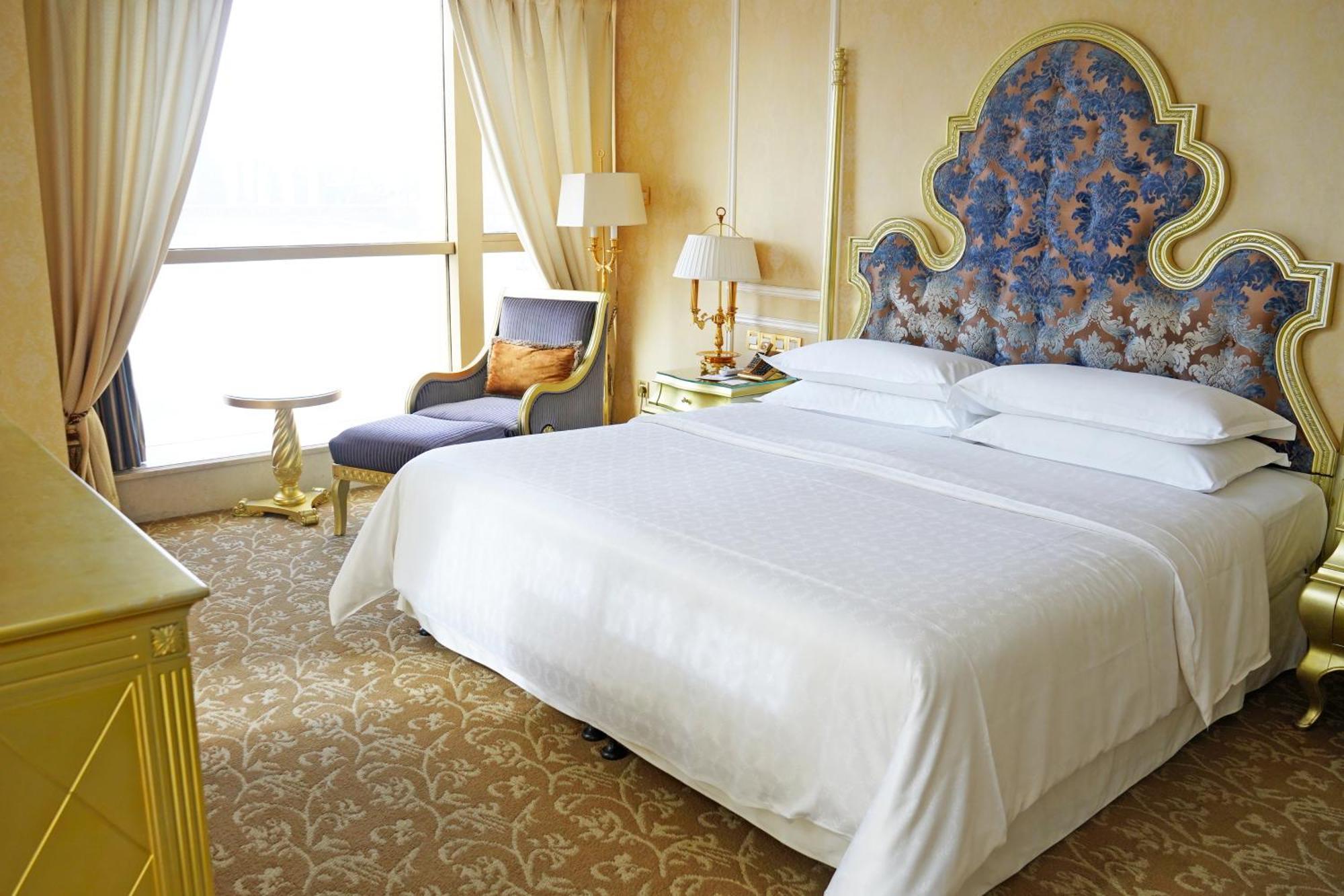 Sheraton Chongqing Hotel Esterno foto